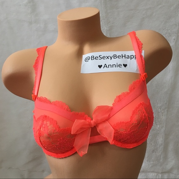 Victoria's Secret Other - VS 34C Designer Collections Unlined Bra Victoria's Secret Other - VS 34C Designer Collections Unlined Bra
